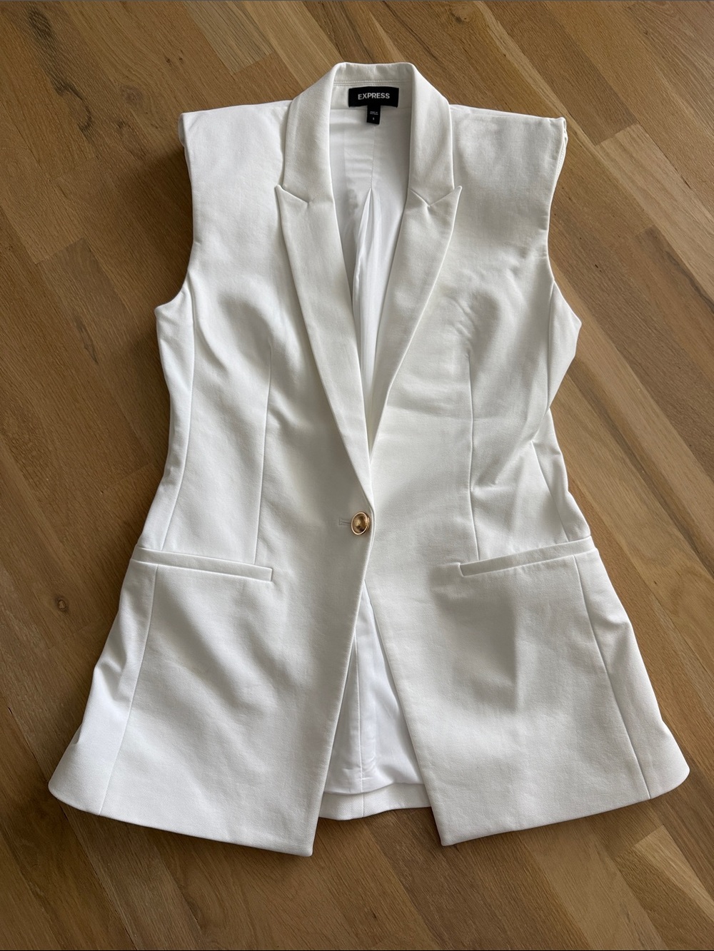 Express Sleeveless Tailored Blazer Vest in White